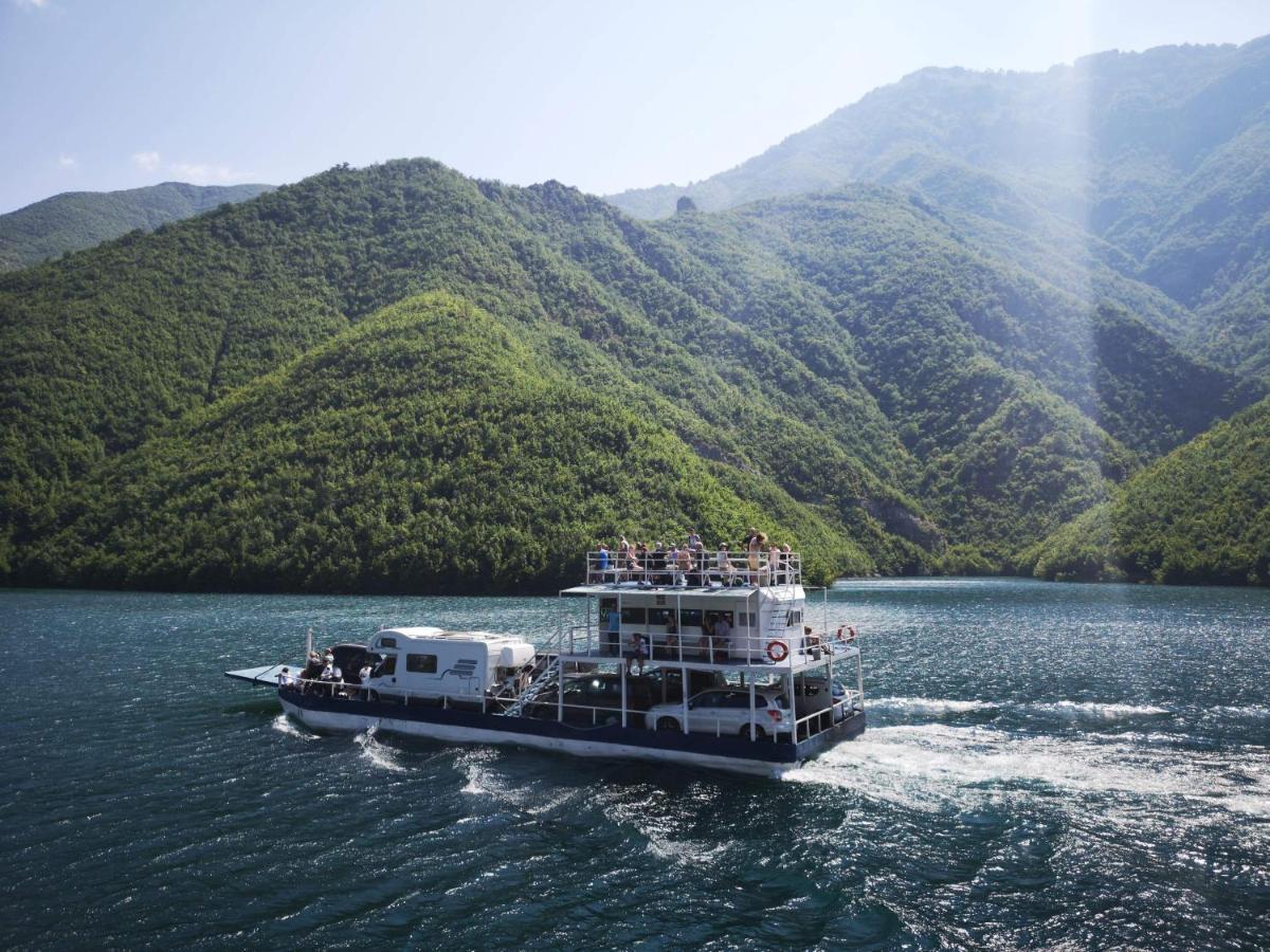 Rozafa Ferry & Accommodation Koman Exterior photo